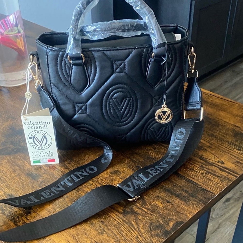 Valentino Orlandi Black Quilted Crossbody Bag - Picture 1 of 5